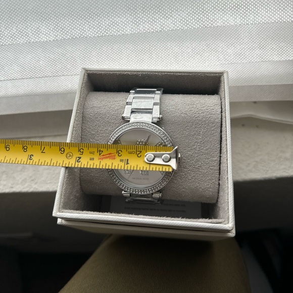 Michael Kors Stainless Ladies Silver Watch - item MK 6658 - Picture 5 of 7